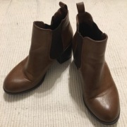 Office London skorzane botki na obcasie 38