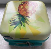 Walizka kosmetyczka podrózna Wittchen ananas