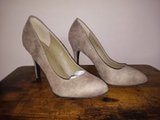 Buty na obcasie, szpilka, tabaczkowe, rozmiar 40