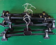 Wieszaki żabki obrotowe używane 0,50 gr szt pakowanie po 10 sztuk 