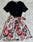 B.p.c Sukienka Wizytowa z Kwiatowym Dołem i Kopertowym Dekoltem 38