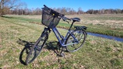 Rower KROSS TRANS 4.0. Rozmiar 28x17. Kolor: niebieski połysk