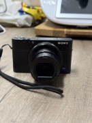 Sony RX100 IV 4K Zeiss + pudełko papiery karta 64GB stan bdb