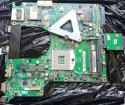 płyta główna CLEVO E5125 z dyskiem 500 GB