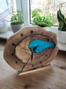 Zegar z plastra orzecha żywica