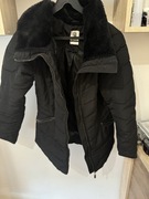 Czarna kurtka zimowa 36 s carry