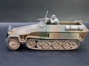 Bolt Action German army Sdkfz 251 hanomag transporter ze strzelcem