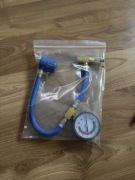 Wąż do napełniania klimatyzacji z manometrem