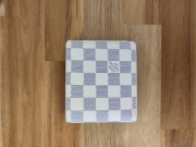 Louis Vuitton Portfel Bialy