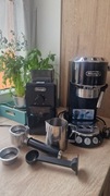 Eksprez do kawy DeLonghi + młynek