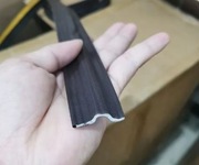 Uszczelka samoprzylepna do okien Brązowa 1m