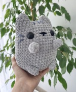 Maskotka kot Pusheen na szydełku 