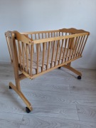 Łóżeczko, Kołyska niemowlęca GLUCK + materac, ochraniacz, kołderka, pościel