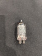 Lampa elektronowa EF86 TESLA 1975r. Pentoda