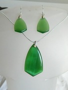 Zielony kwarc kocie oko, elegancki zestaw biżuterii w srebrze