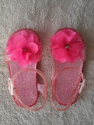 Brokatowe buty sandały w kwiatki serca 24