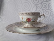 Filiżanka z kompletem (trio) Wawel – porcelana, PRL,  marmurkowy dekor