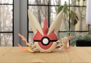 Figurka Pokémon Pokeball Mega Blaziken