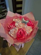 Bukiet kwiatów ze wstążki satynowej 