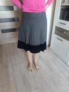 Szara spódnica z zakładkami 