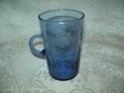 SZKLANKI Z UCHWYTEM NIEBIESKIE, GRAWEROWANE - Z PRL-u