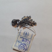 Stara srebrna broszka Warmet