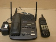 Zestaw starych aparatów telefonicznych Panasonic