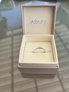 Pierścionek z białego złota OKAZJA