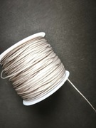 Sznurek do tworzenia biżuterii szary, cena za 3 metra