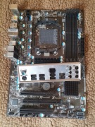 ASRock 970 Pro3 R2.0  + maskownica