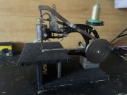 Ręczna Maszyna Do Szycia Skóry / Butów / itp (porządna, jak nowa)