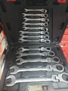 KLUCZE PŁASKIE Z GRZECHOTKĄ BLACK