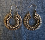 Kolczyki w kolorze srebra