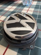 Emblemat/klamka klapy bagażnika Passat B8 - 510827469 FOD