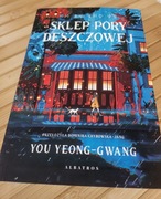 Sklep pory deszczowej You Yeong-Gwang ilustrowane brzegi biało-czarne 