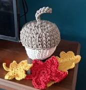 Żołądź na szydełku 