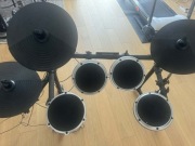 Perkusja elektroniczna Behringer XD8USB – kompletna, gotowa do gry