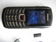 Sprawny telefon Samsung GT-B2710 w dobrym stanie