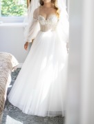 Suknia ślubna gorset i bufiaste rękawy