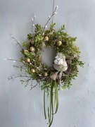 Wianek świąteczny wiosenny wielkanocny na drzwi stół sztuczny 31 cm