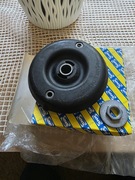 SNR KB659.23 - PODUSZKA ŁOŻYSKO AMORTYZATORA PRZÓD