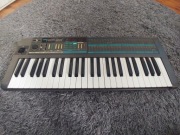 Korg poly 800 syntezator