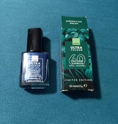 Avon Ultra Colour 60s szybkoschnący lakier do paznokci UNDERWATER DREAM