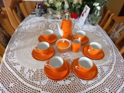 Porcelana Chodzież PRL – komplet kawowy 6 os. pomarańczowy, vintage Aldona 