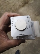 Regulator pomieszczeniowy SAUTER EY-RU3104F001