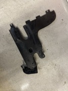 OSŁONA PODŁOGI DOLNA PRAWA TYŁ AUDI Q3 5QF825102B