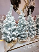 Choinka ośnieżona, wys. 65 cm