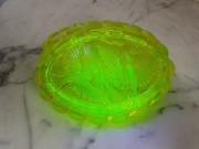 Puzdro szklane Desna Art Deco szkło uranowe