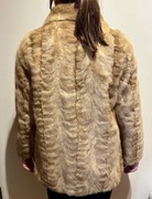 Karmelowe futro z norek