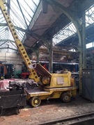 żuraw akumulatorowy Yale